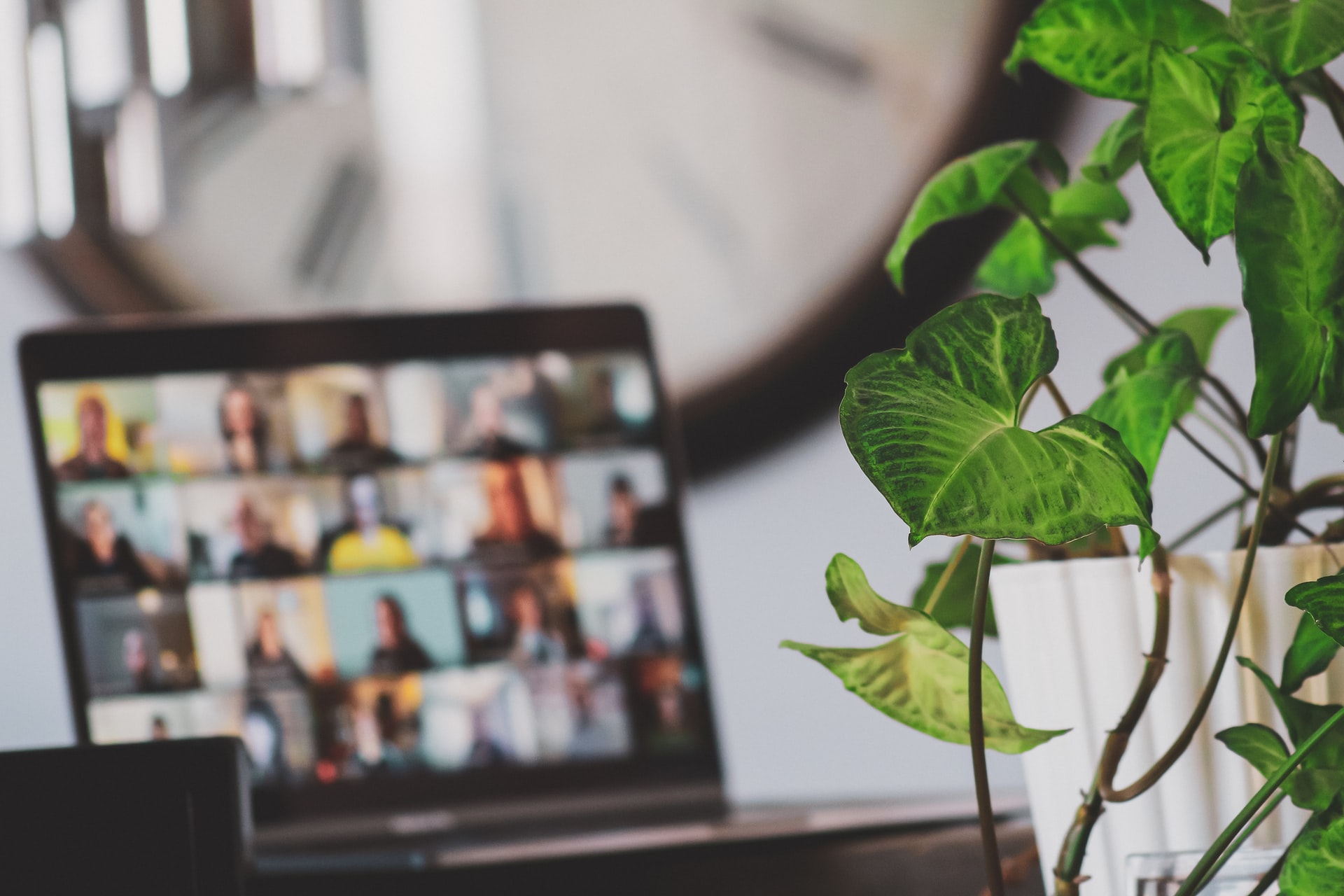 Develop a culture of asynchronous communication with these 3 tips