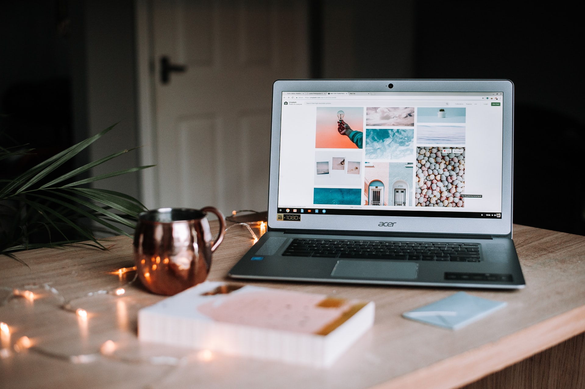 Top-down vs. bottom-up sales: Which approach is right for your business?