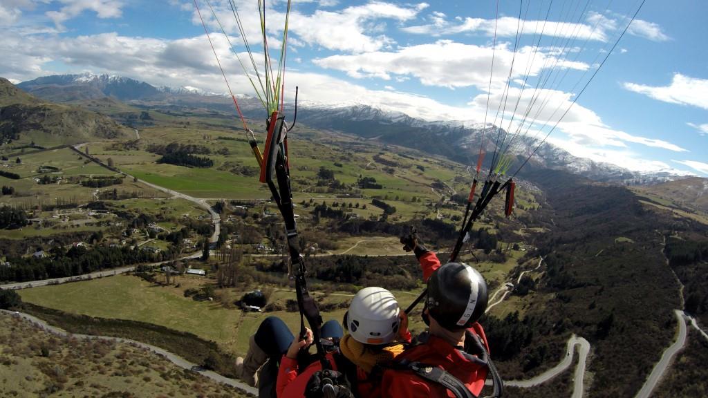 Paragliding in New Zealand | Getting Remote Work Done on an Adventure Trip